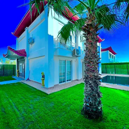 5+1 Ultra Luxury Private Pool Villa *